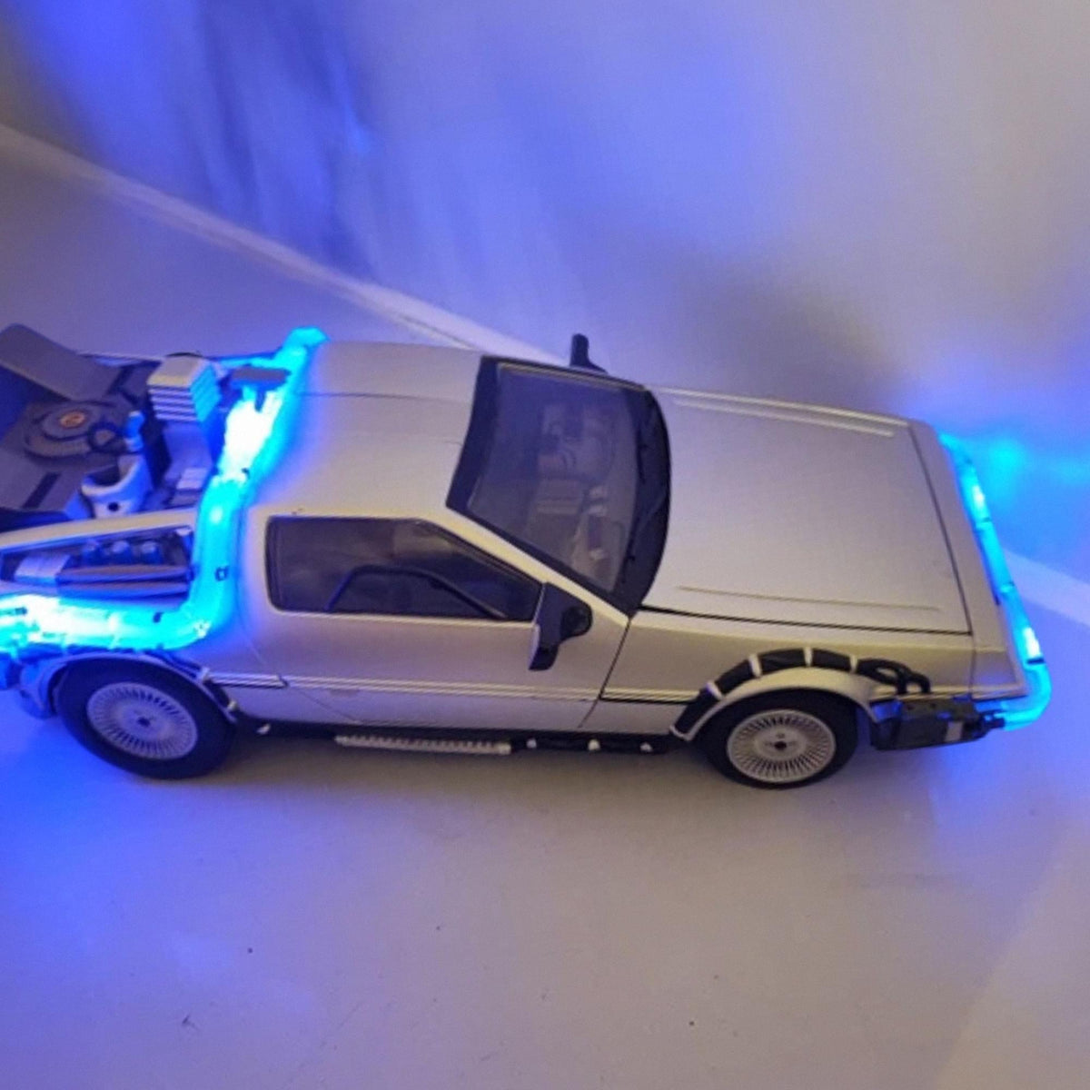 Back To The Future 2 1/15th Scale DeLorean Time Machine w/ Lights & Sounds