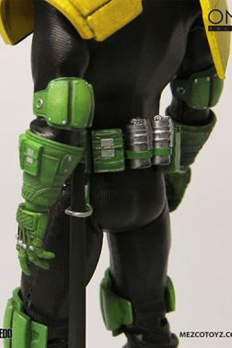 One:12 Collective Judge Dredd Mezco Action Figure