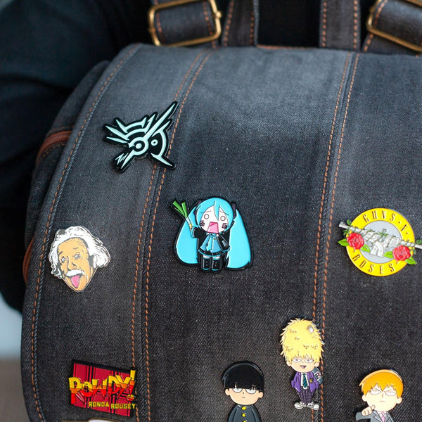 OFFICIAL Hatsune Miku Enamel Collector Pin